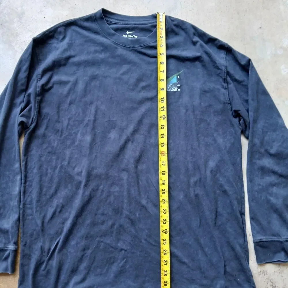 Nike Men's Black and Navy Shirt